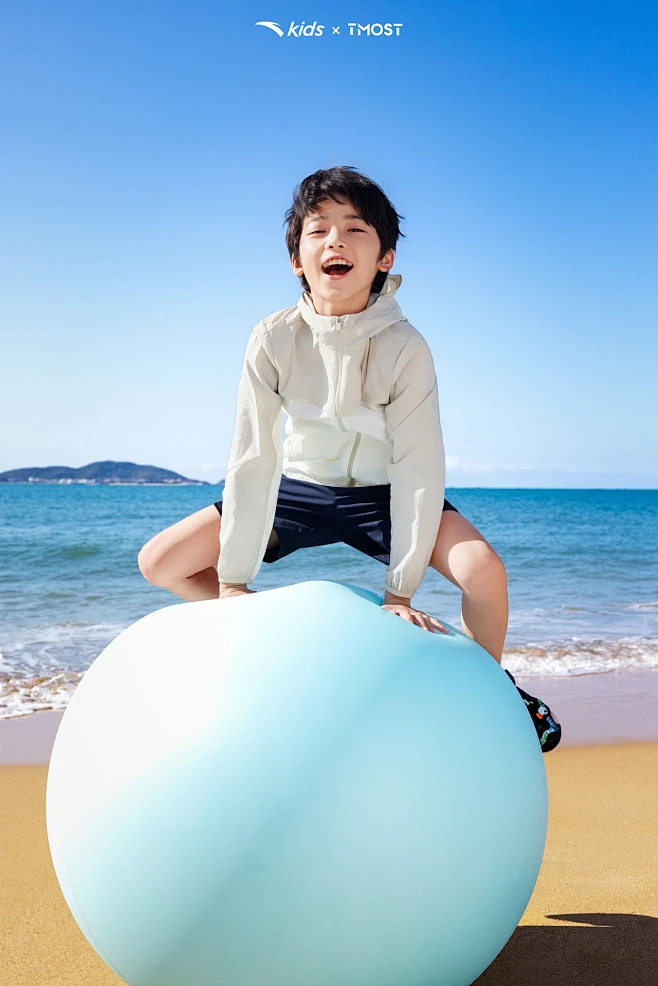 儿童运动品牌形象｜安踏kids (14)