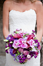 紫色新娘捧花 奢华烂漫 