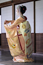 Kyoto Maiko "Kanohisa" Photo album - May 26, 2019 - OpenMatome : 叶久さんが選ぶ「叶久賞」受賞おめでとうございます！叶久さんのコメント今回は寄せてもうた、栄摂院さんのお名前がはいっているものを選ばさせてもらいました。余計なものは一切はいっていないシンプルで美しいお写真どす。おおきに。