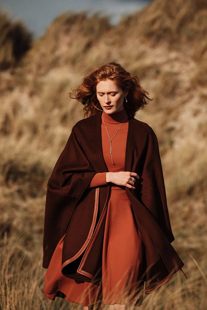 时尚大片 。80000张优质采集：优秀排版参考 / 摄影美图 / 视觉大片提升审美。@Javen金