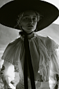 Sonia Szóstak 人像摄影作品【Vogue Poland】 - 人像摄影 - CNU视觉联盟