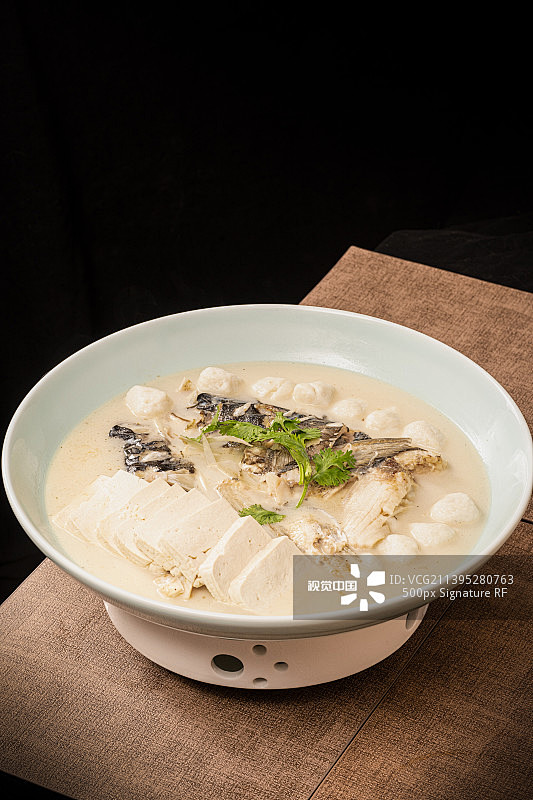鱼头豆腐汤