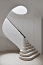 Curved Staircase, Stair Railing, Staircase Design, Railings, Wainscoting Wall Paneling, Wall Panelling, Paneling Ideas, Architecture Details, Interior Architecture