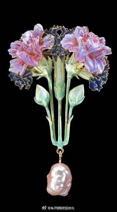 art nouveau极致之美新艺术运动根据线条可划分为曲线派和直线派.其中