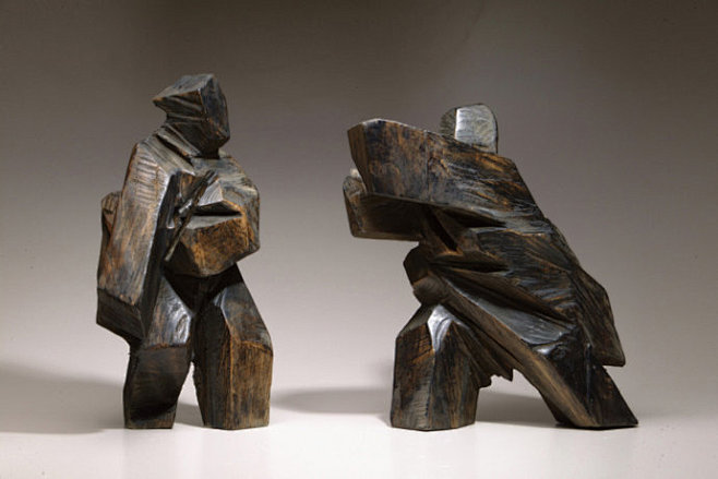 台湾雕塑家朱铭的木雕作品