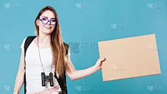 搭顺风车的女人，你的短信是空白的。