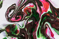 背景是牛奶和稀释的颜料