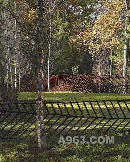 景观设计：韩国森林公园雕塑围栏