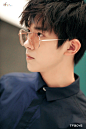 #易烊千玺世卫控烟倡导者##易烊千玺#  红秀拍摄花絮，来品品@TFBOYS-易烊千玺 K离骚 ​​​​