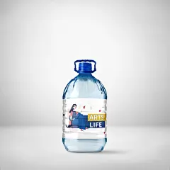 卡通的矿泉水标签样机