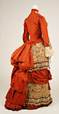 服装｜维多利亚时代中后期，红。 ​​​​