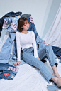 -5KG Hobbit JEANS 小个子系列牛仔裤 vol.103 : COMMENT        키작녀들의 필수템 호빗진!     츄멤님들의 마음을 사로잡을 트렌디한 진  DETAIL    키작녀들에게 딱! 맞는 기장감    밑단이 부츠컷으로 트렌디함까지 챙겨줘요    적당한 워싱감으로 슬림함까지!    하이웨스트 디자인으로 허리를 잘록하게!   FABRIC     