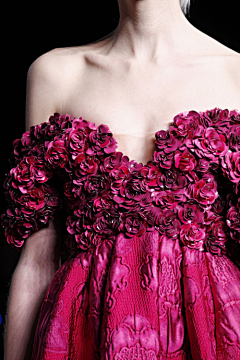 two精采集到Alexander McQueen 