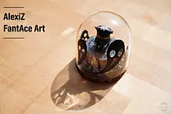 前年设计的Elfin.L黑骨升级为“亡灵祭司”了～
新的Elfin.L 亡灵祭祀，从死亡中召唤生灵复生～
.作品为完全手工制作和手绘上色由我一人完成
.作品在设计时全方位的考虑了光影和整体效果，在阳光下被暗影小幽魂所包围。
.内含两个底座
.一个手绘玻璃罩
.头顶的小骨头和底座上的小头骨都是夜明的，在底座 ​​​​...展开全文c