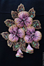Брошь ЛЕТНЯЯ АКВАРЕЛЬ. Handmade. #embroidery #beadart. This is a beautiful beadwork piece - I love it! Curleytop1.@北坤人素材