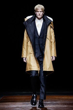 桔子梅采集到Dior Homme2014冬季男装系列发布秀