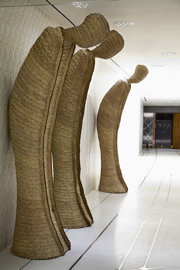 bowingsculptureslinethehallwayatyasviceroyabudhabi