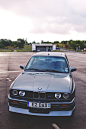 老款宝马~！E30 #豪车#