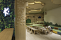 上海浦东嘉里城 LIVING ROOM,图片来自 Spark Architects