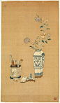 清 刺繡瓶花清玩圖<br/>Panel with Flowers in Vase and Scholar's Objects