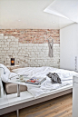 impressive-bedrooms-with-brick-walls-65