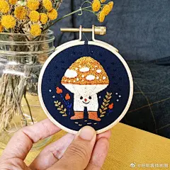 illustration by ghost_puff
艺术家用亚克力水粉和绣花线创作的小动物
酱酱插画分享超话 ​​​​
