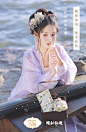 感谢花果百醇的相伴，陪我在颐和园度过了惬意的一天。不得不吹爆这款零食的绝美颜值，竟与古风景色如此搭配！随心摆放，自然享用，每一帧都是轻松自在的国风大片！还有@格力高中国 花果百醇与颐和仙境联合出品的#颐和仙境，醇享轻松#跨界礼盒，美貌不可方物，入口便是真香～链接在此，宝宝们冲鸭！京东 ​​​​...展开全文c