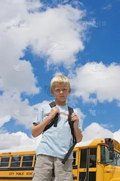 爱的,校车,男孩,黄色,男性,概念,垂直画幅,背包,儿童教育,云