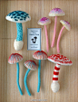 温哥华出身的设计师 Hine Mizushima 一些有趣的羊毛毡手作品，她喜欢鲜艳的毒蘑菇和八爪鱼元素。 ​​​​