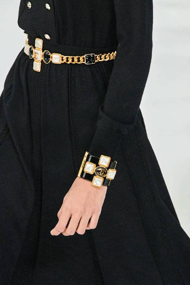 CHANEL FW 2020 ​ ​​​...