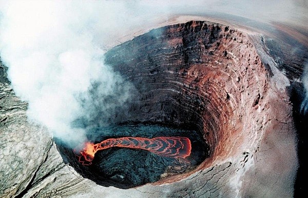 真实的火山喷发