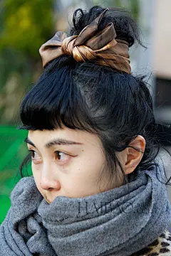 【图】Vintage魅力挡不住！海报时尚网日本街拍之古着聚集地原宿篇219期：不论复古or前卫，时尚表情秀出来！_第2页_日本街拍_海报时尚网