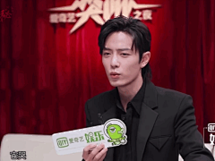 我不知道为什么，我开始恐惧竹鼠，还有“朋友会发”表情包，这些字眼。 ​​​​