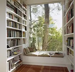 别人家的唯美飘窗设计。美观和实用大PK，你喜欢哪一种？