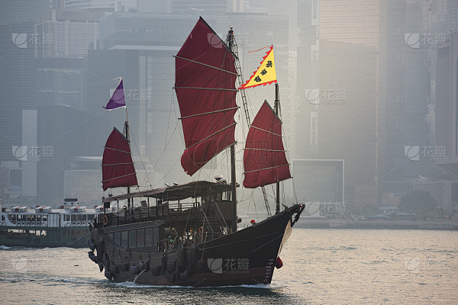 香港港口的舢板