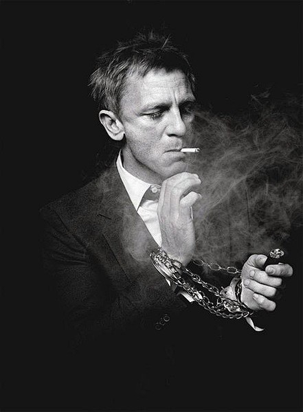 丹尼尔克雷格danielcraig