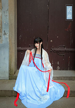 苡莼采集到汉服之美