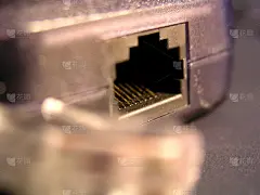 以太网端口和电源线