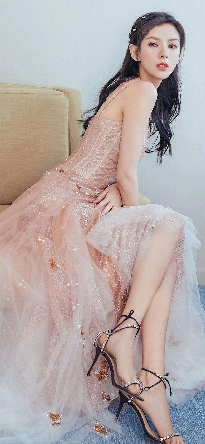 张予曦神颜女生精选壁纸