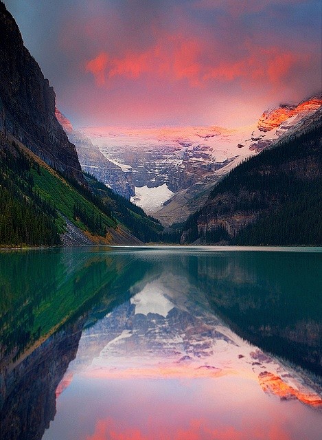 Lake Louise Banff Na...