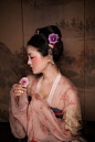 【图片】I 唐风流韵 I ，汉服，山桃红花满上头， 蜀江春水拍山流。_高清美图-蜂鸟网