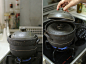 【Y-Kitchen】【预订】日本代购 万古烧二重盖黑釉耐热陶锅 饭釜-淘宝网