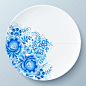 蓝花装饰白瓷盘矢量素材，素材格式：EPS，素材关键词：花纹,盘子,瓷器