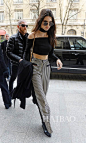 肯达尔·詹娜 (Kendall Jenner) 在巴黎外出