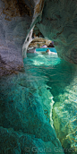 Marble Cathedral on Lake Carrera in Patagonia #美景# #摄影# #美圖分享 (658×890) #世界上最美的洞穴---智利大理石洞穴群