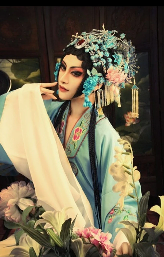 Beijing Opera。京剧。国剧。国粹。花旦。青衣。戏子。戏曲。妩媚。-花瓣网