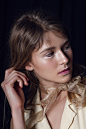 PolisArt Magazine - "Pure white" : Team credits Photo Veronica Formos @v_formMake up artist Carole Méthot @caroletheartistHair stylist Sabrina Fetterkind @sabrinafetterkindhairStylist Naomi Lee @stylebynay_Retoucher Eduardo Méndez @_eduardomende