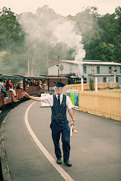 摄影师邰恩华采集到那些年我在路上—人物篇