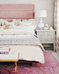 bedroom in pink: 