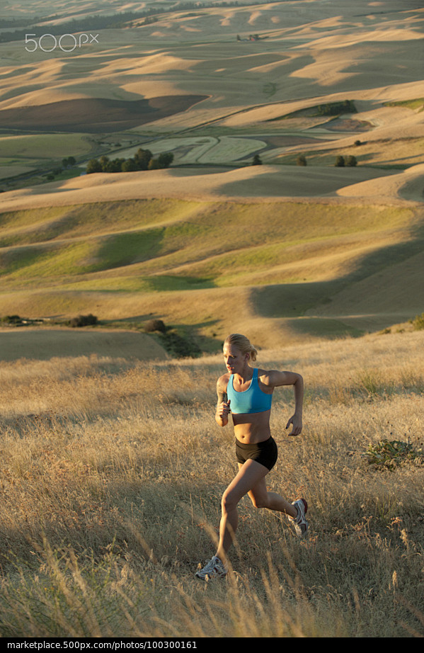 Caucasian woman runn...